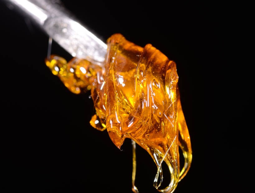 shatter concentrate 12 - Fireside Shatter: Cannabis Shatter